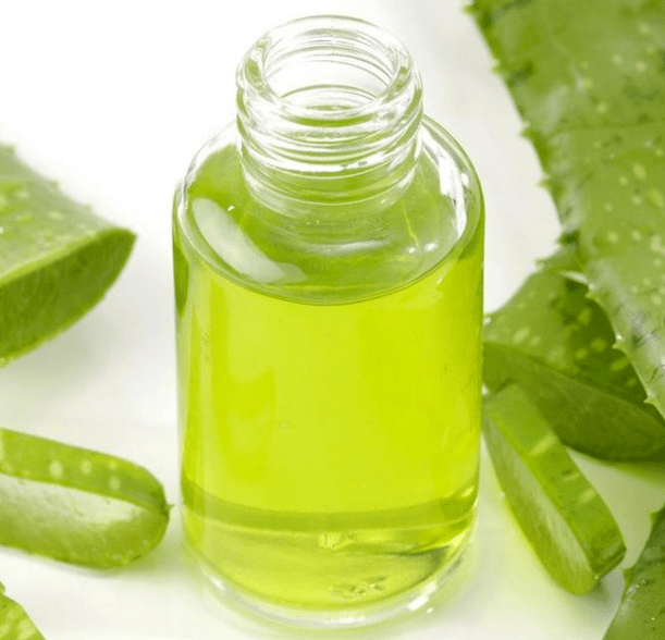 Máscaras multicomponentes para el rejuvenecimiento de la piel de la cara con aloe